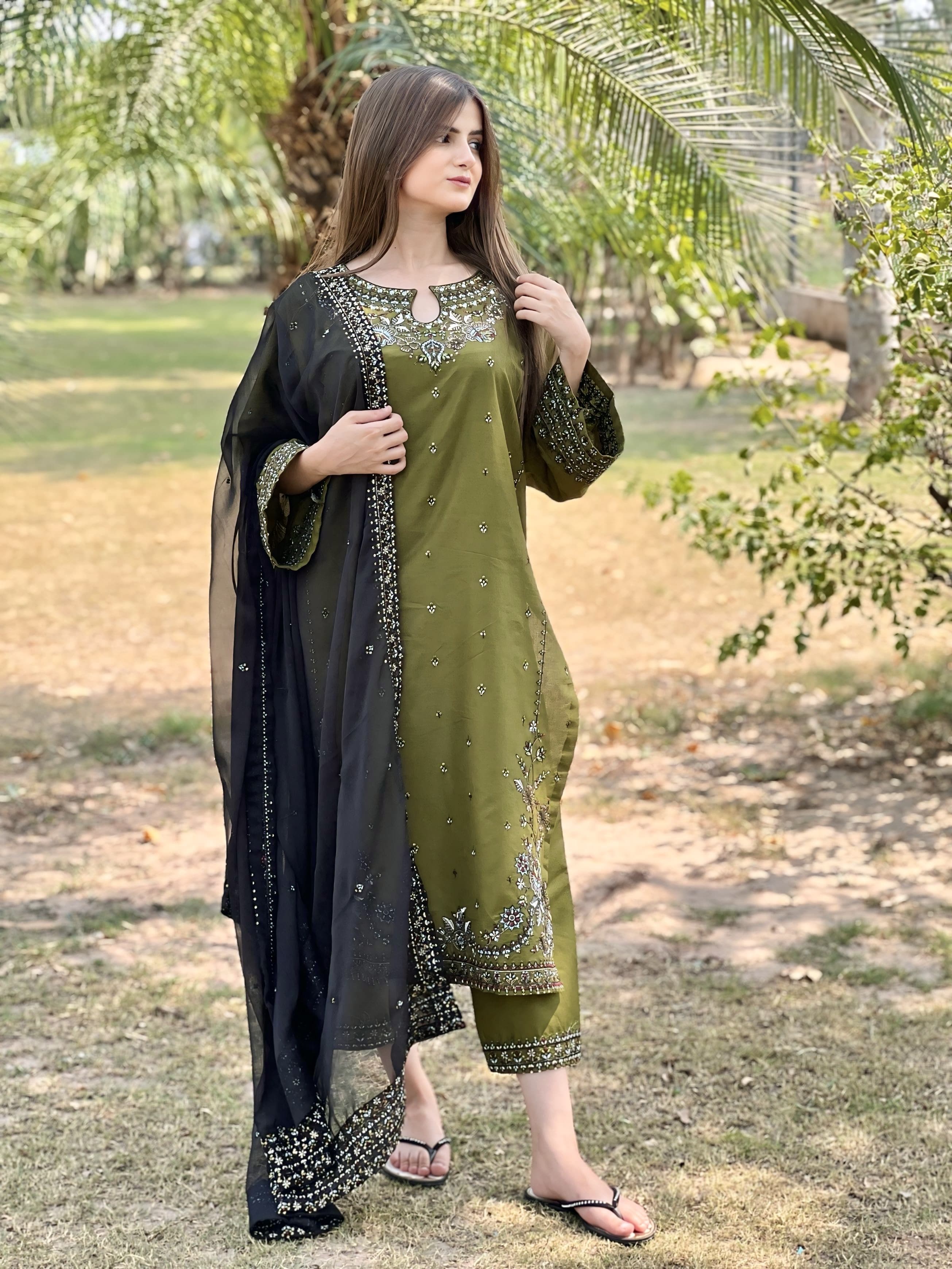Olive Elegance 3Pc