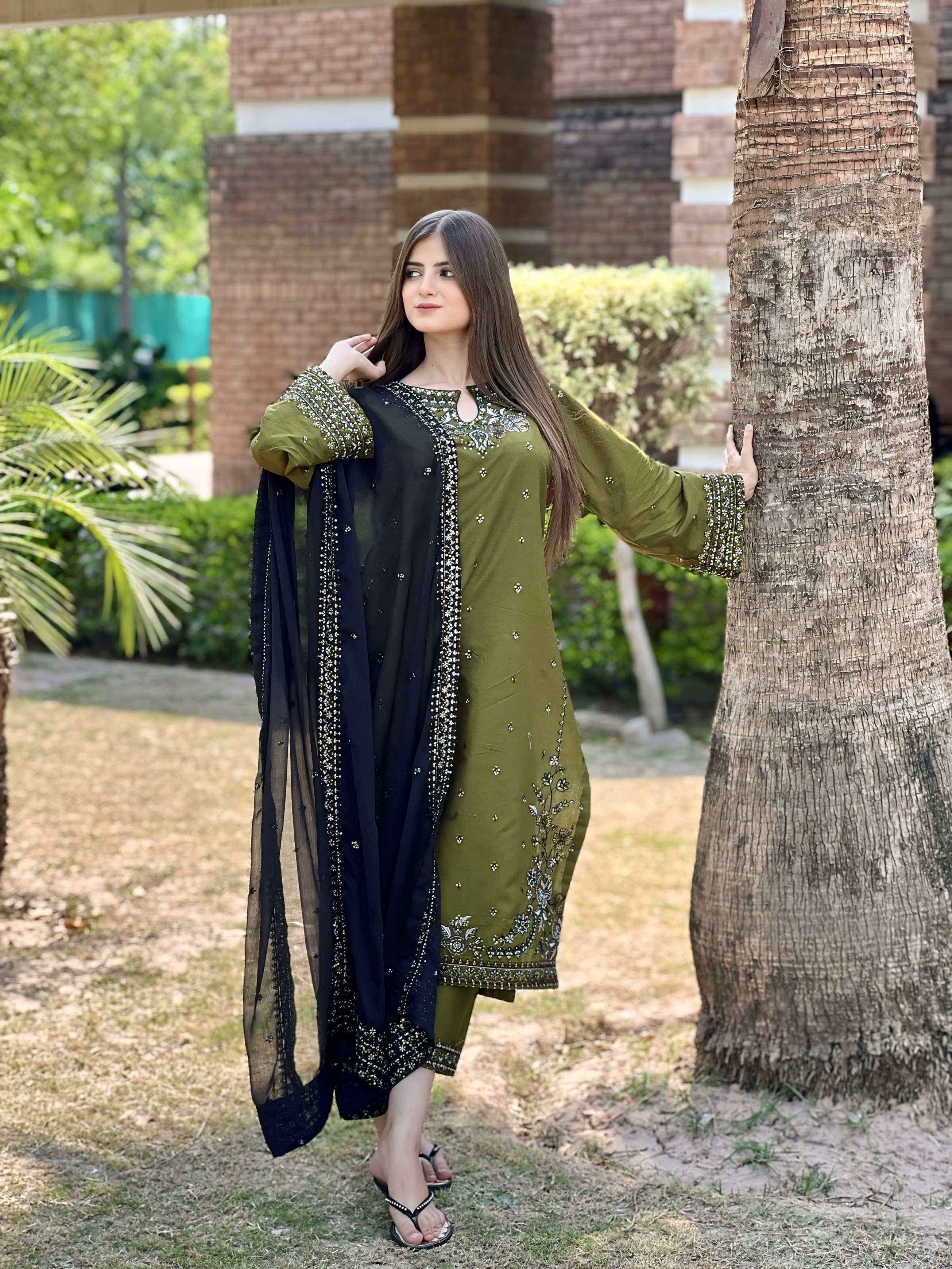 Olive Elegance 3Pc