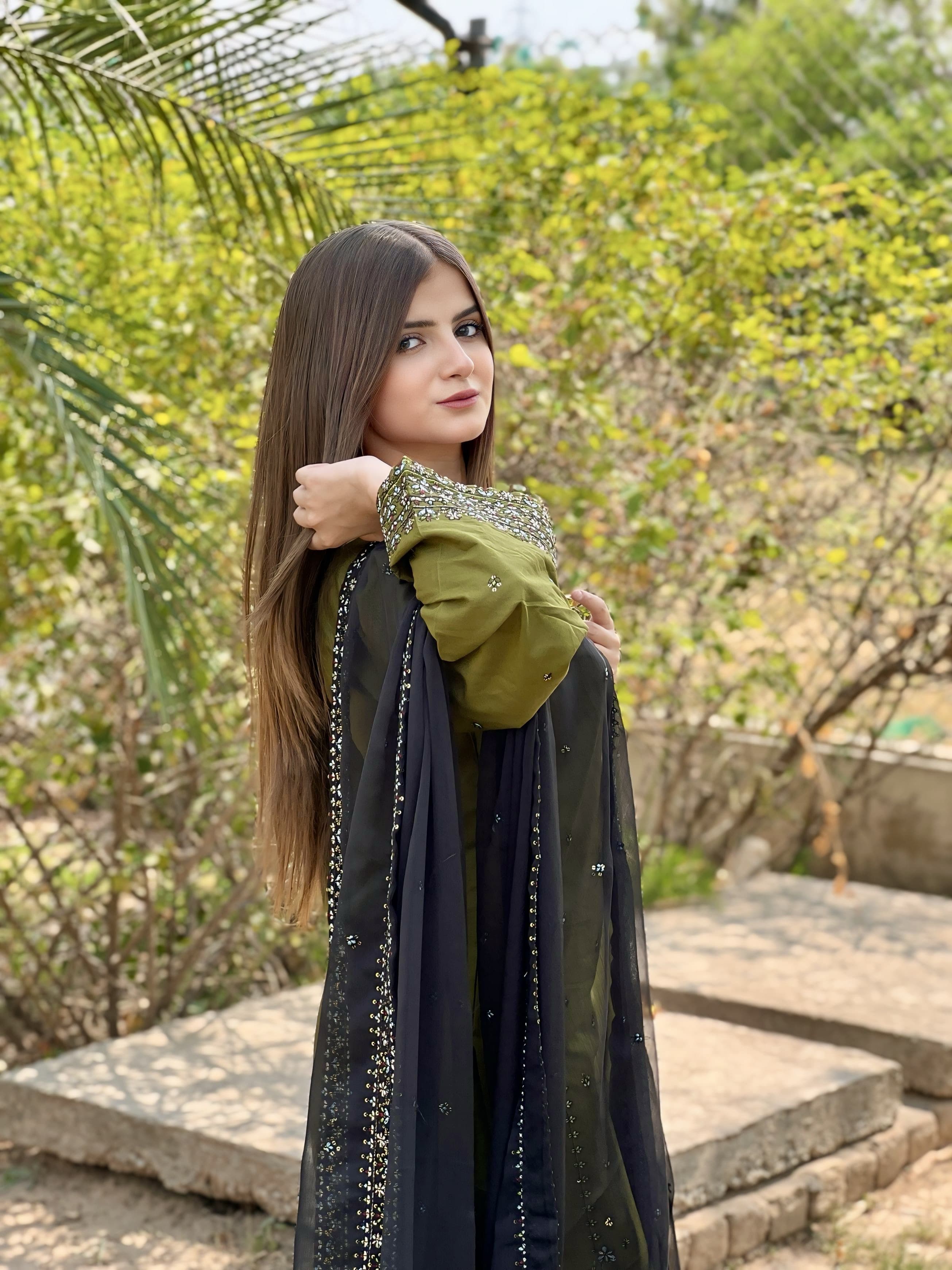Olive Elegance 3Pc