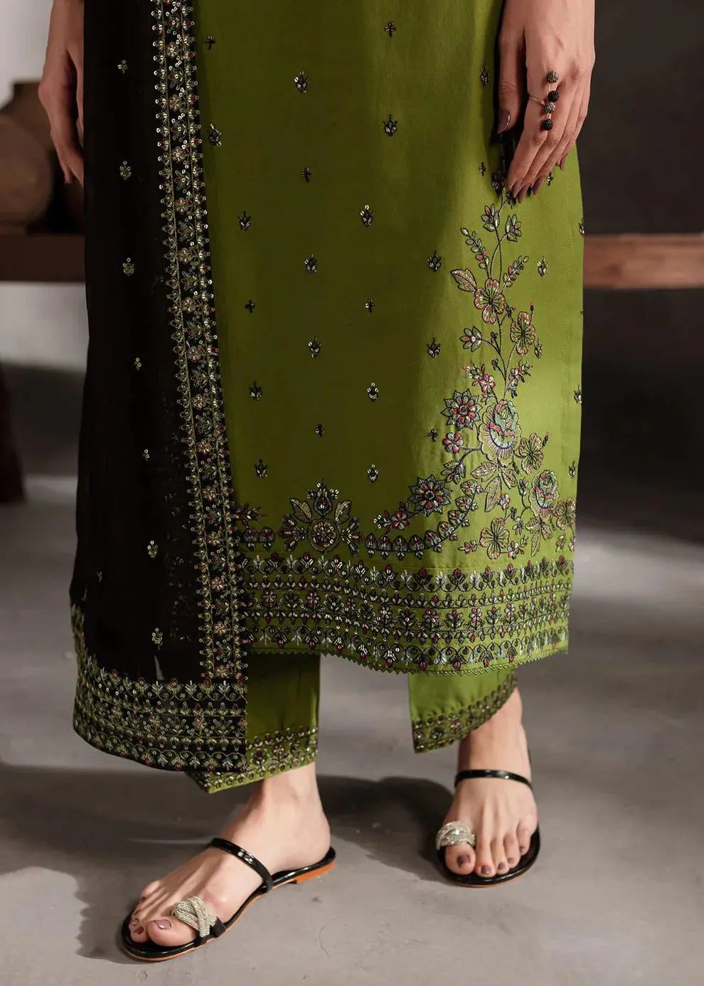 Olive Elegance 3Pc